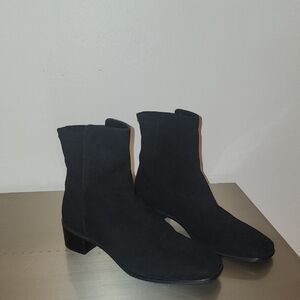Stuart Weitzman Women's Black Suede Boots